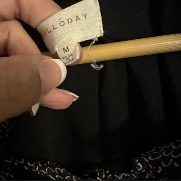 Melloday Women’s Dress Long Sleev V Neck Size Medium - Picture 8 of 10